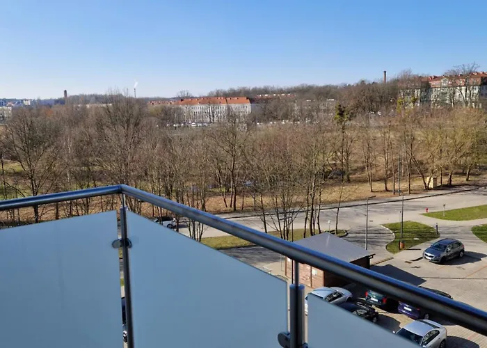 شقة Grey Tuwima أولشتين